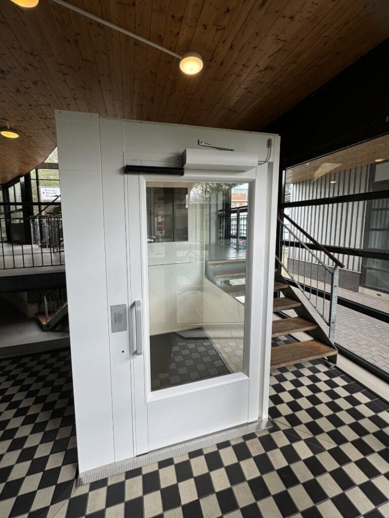 platformlift a7000 halve schacht schiedam (1)