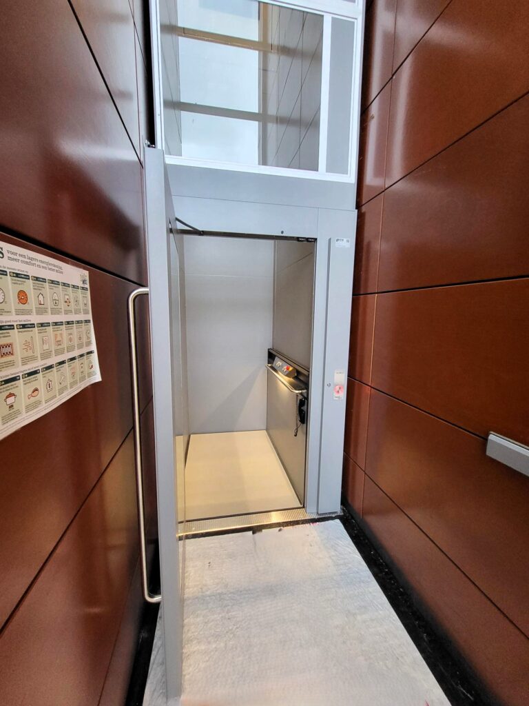 Personlift PL breda apotheek